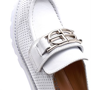 Broom Beyaz Deri Toka Kadın Günlük Ayakkabı